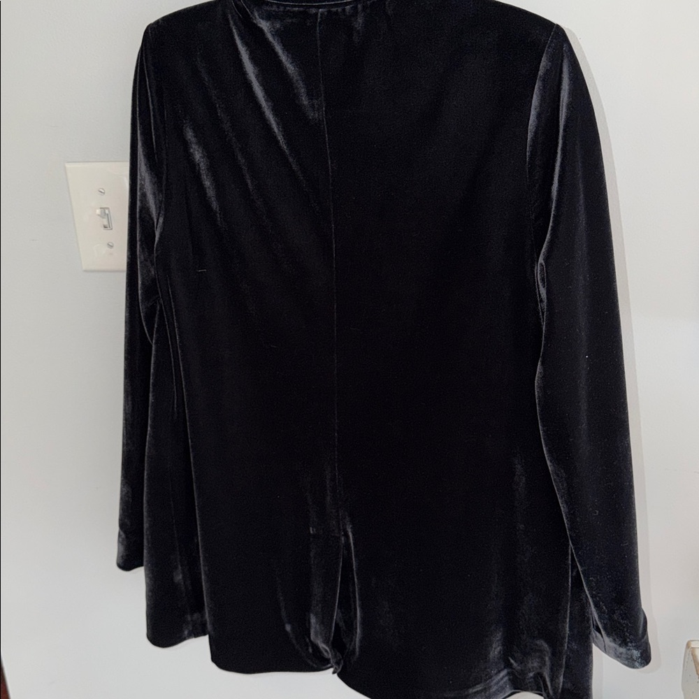⭐️Soft Surroundings Black Velvet Blazer⭐️ - Picture 5 of 5